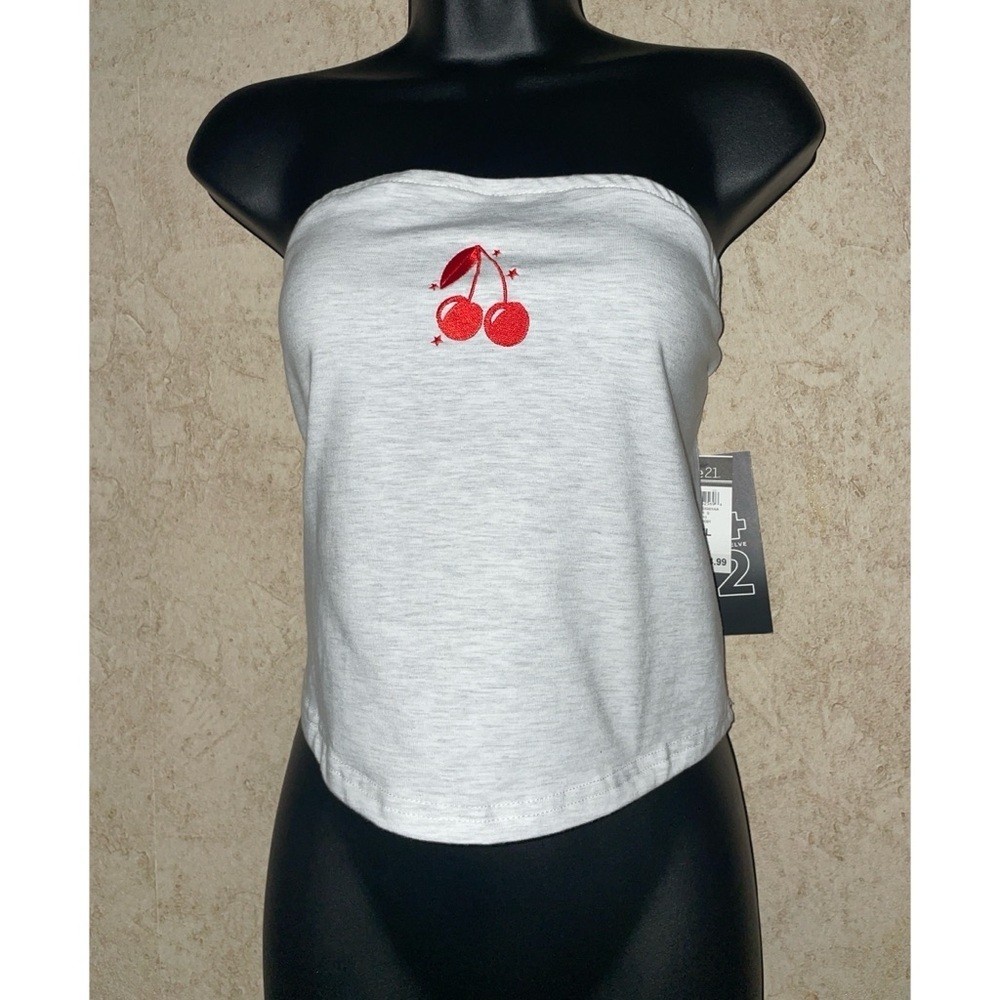 💕Fourteen Twelve Cherry Embroidered White Tube Top